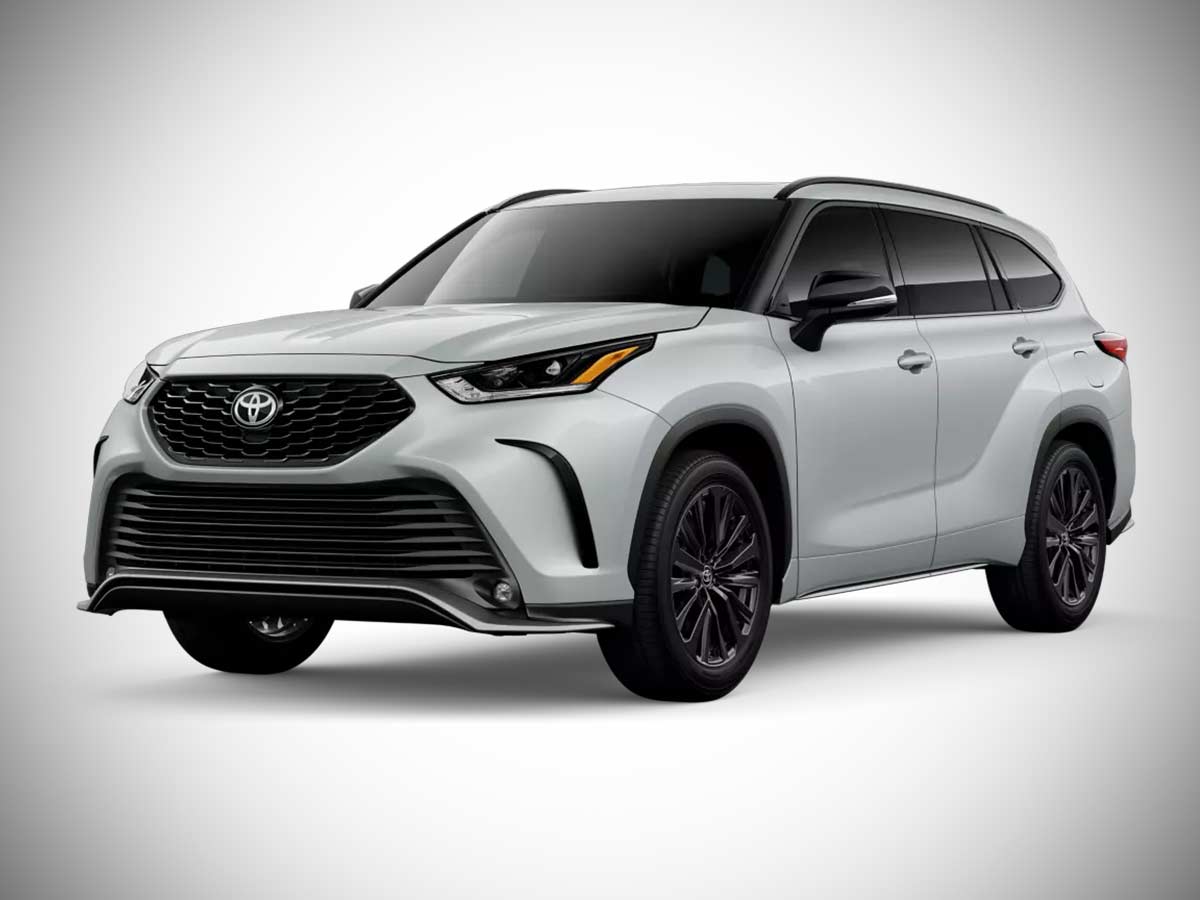 2026 Toyota Highlander Hybrid XSE Wind Chill Pearl