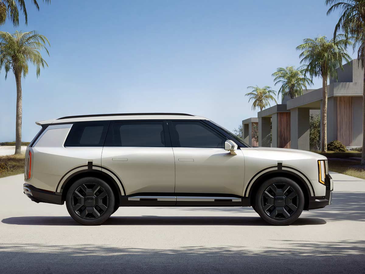 2027 Kia Telluride HEV SXP Side