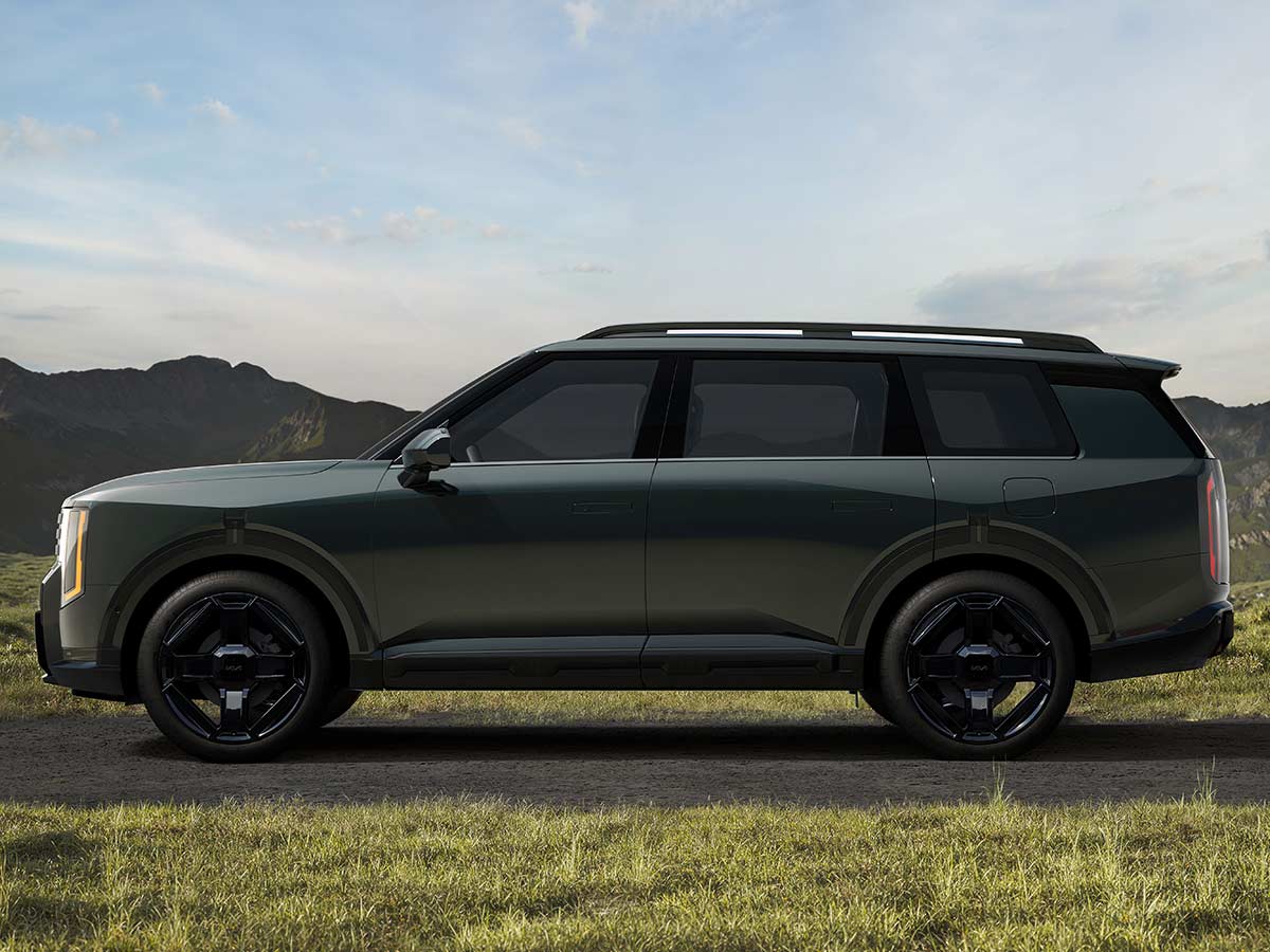 2027 Kia Telluride HEV X Line Side View