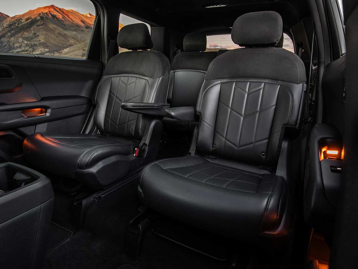 2027 Kia Telluride X Pro Middle Row Captain Seats Black