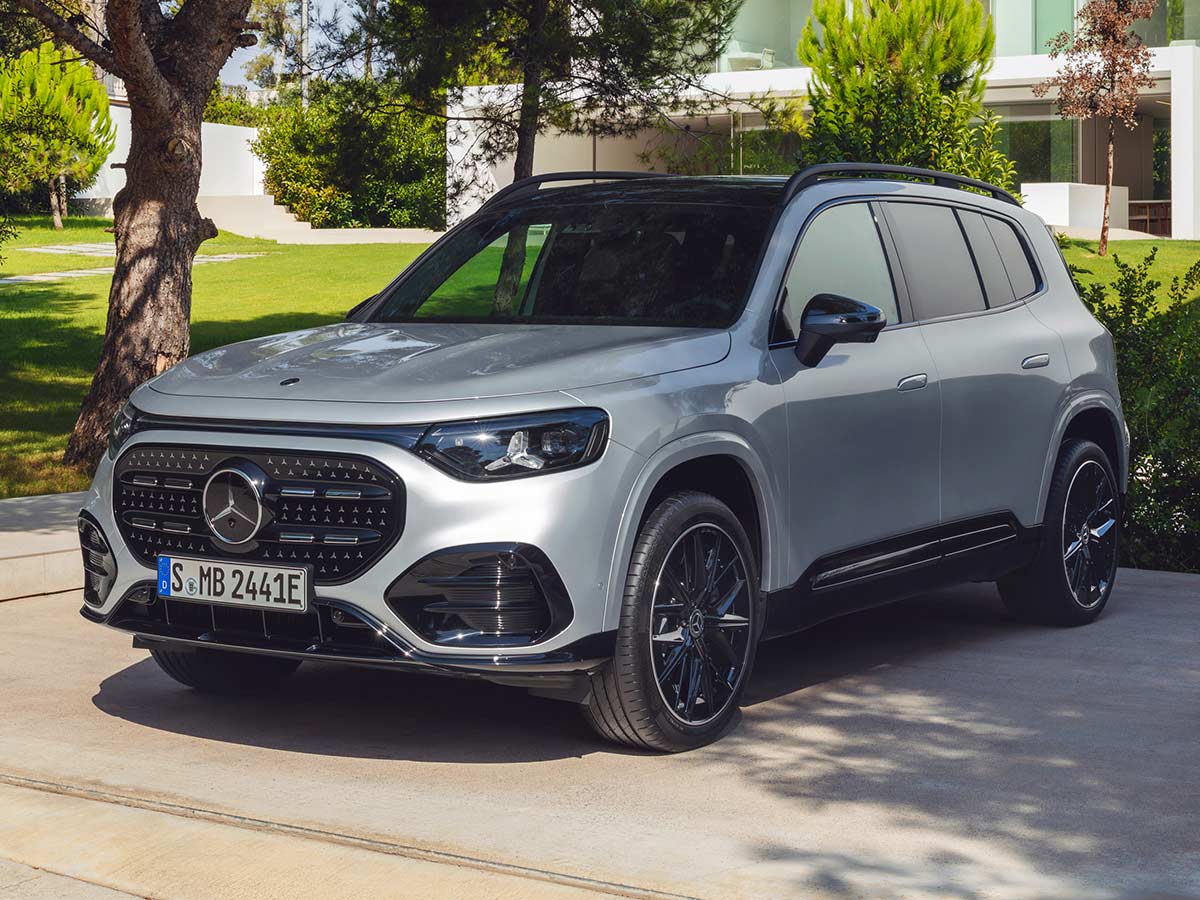 All new 2026 Mercedes Benz GLB Electric High tech silver Front Quarter