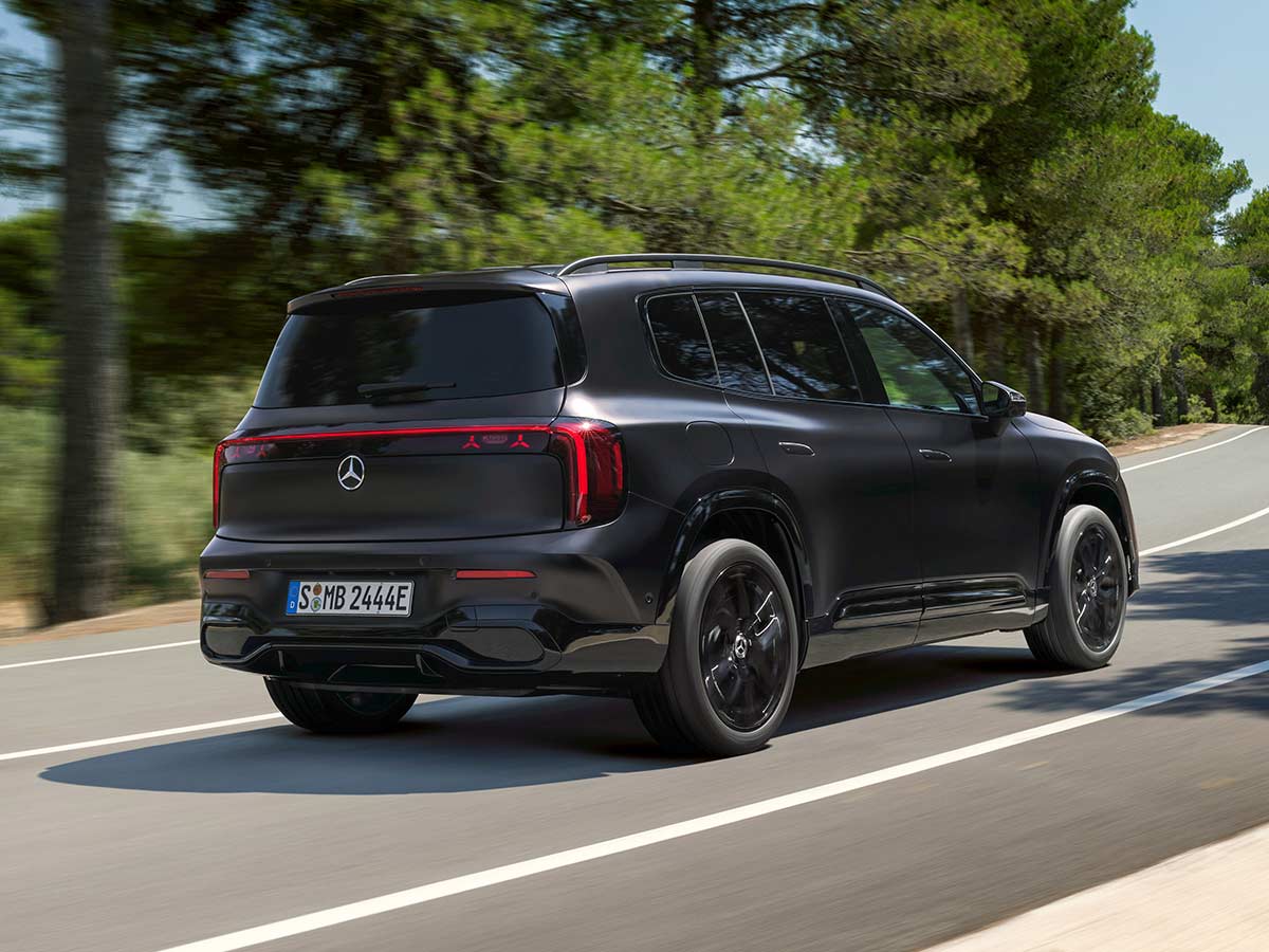 All new 2026 electric Mercedes Benz GLB MANUFAKTUR cosmos black magno Performance