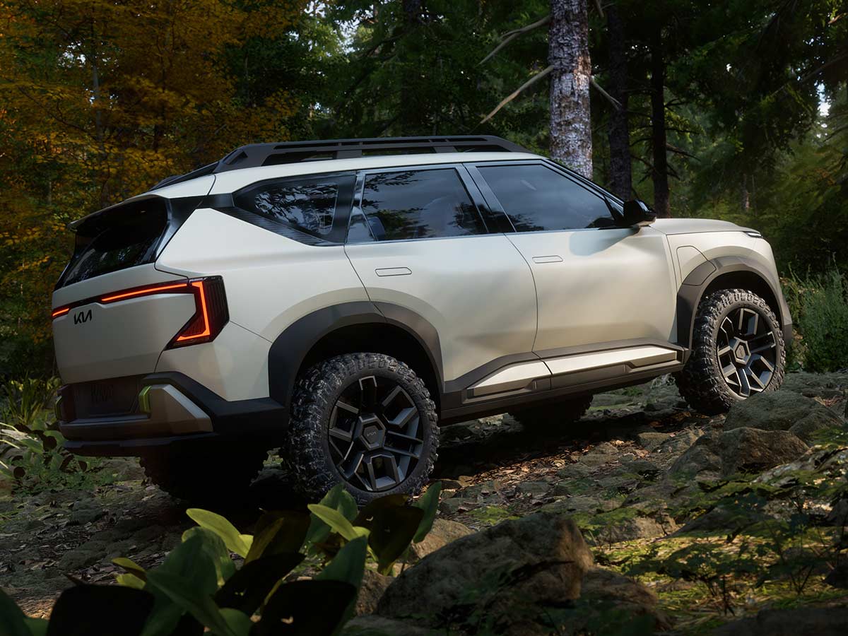 Kia EV5 WKNDR SUV Concept Side View