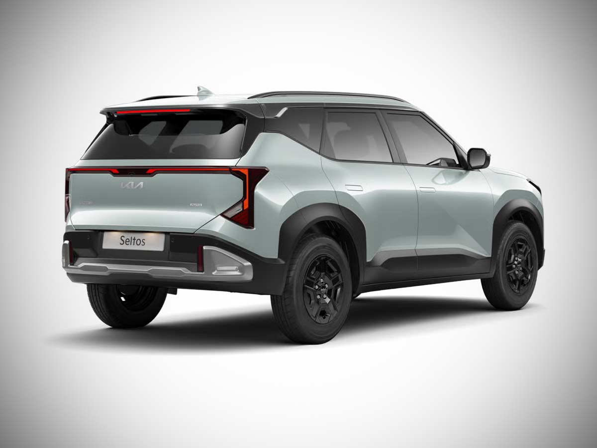 2026 Kia Seltos HTE Morning Haze Rear Quarter