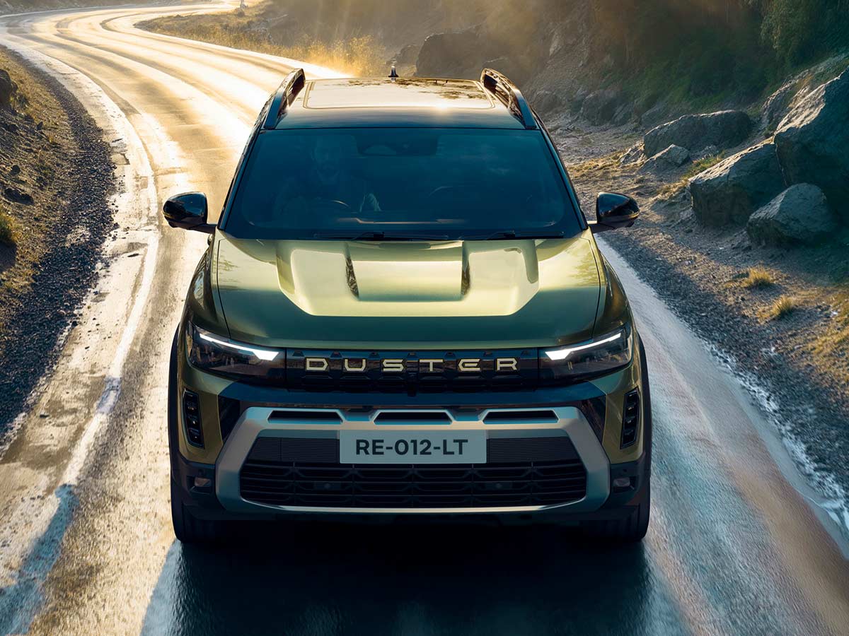 2026 Renault Duster Hybrid Front View