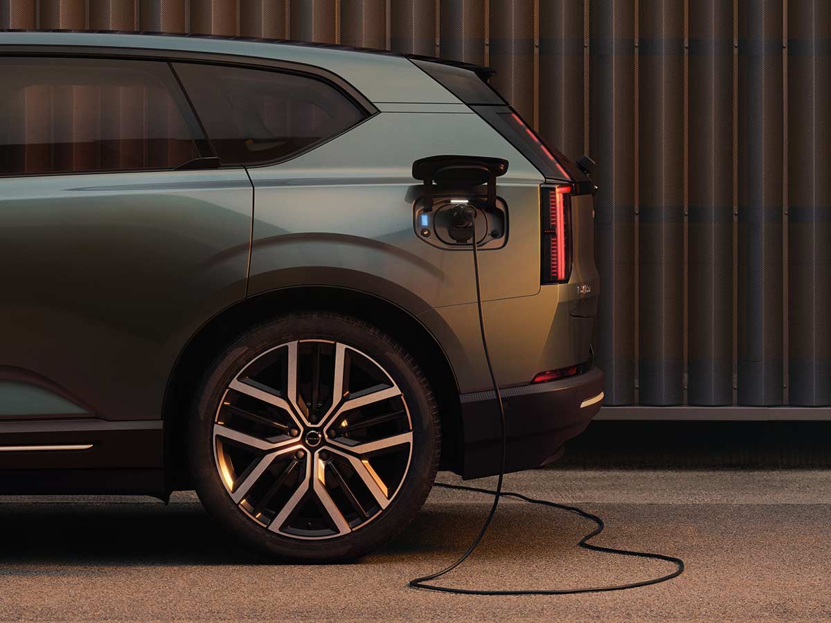 2026 Volvo EX60 EV Charging
