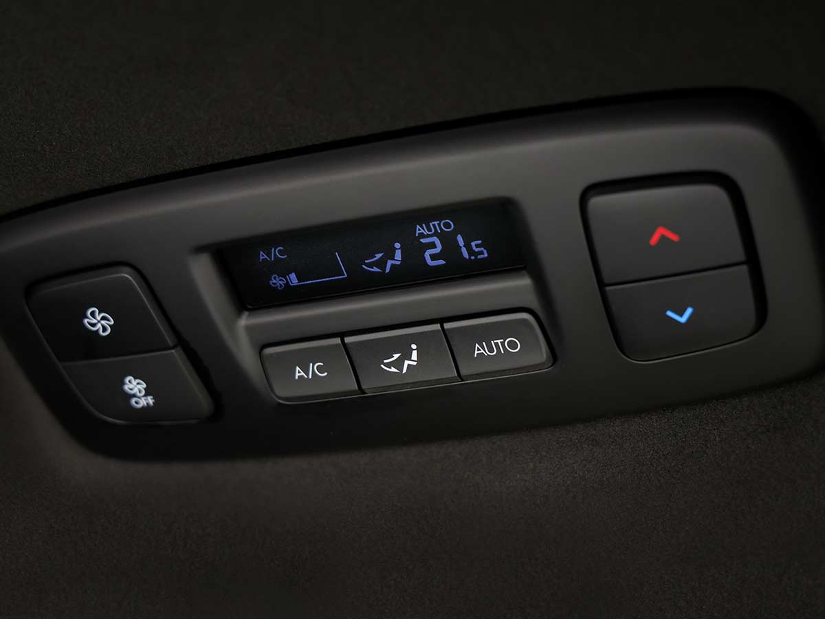 2026 hyundai staria electric ac control panel