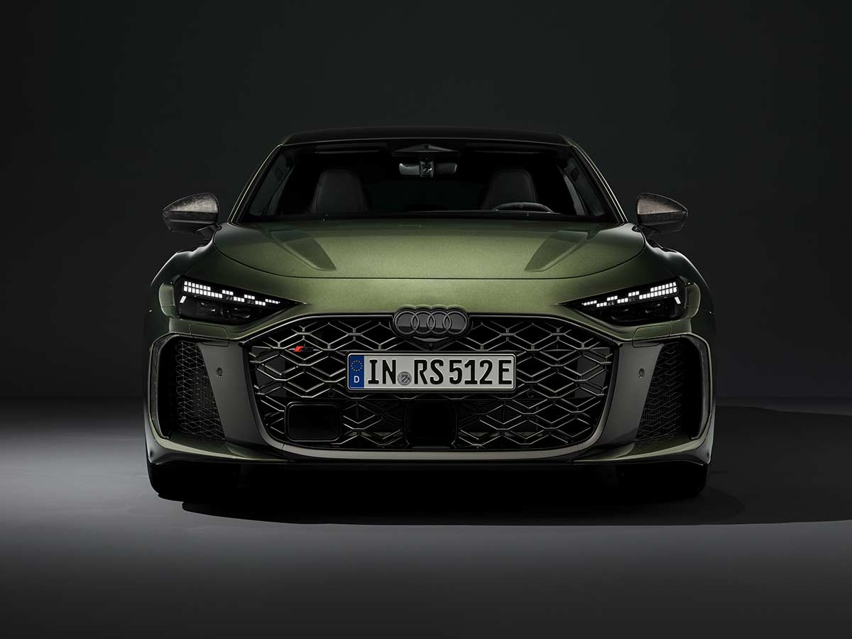 2026 Audi RS5 Sedan Front