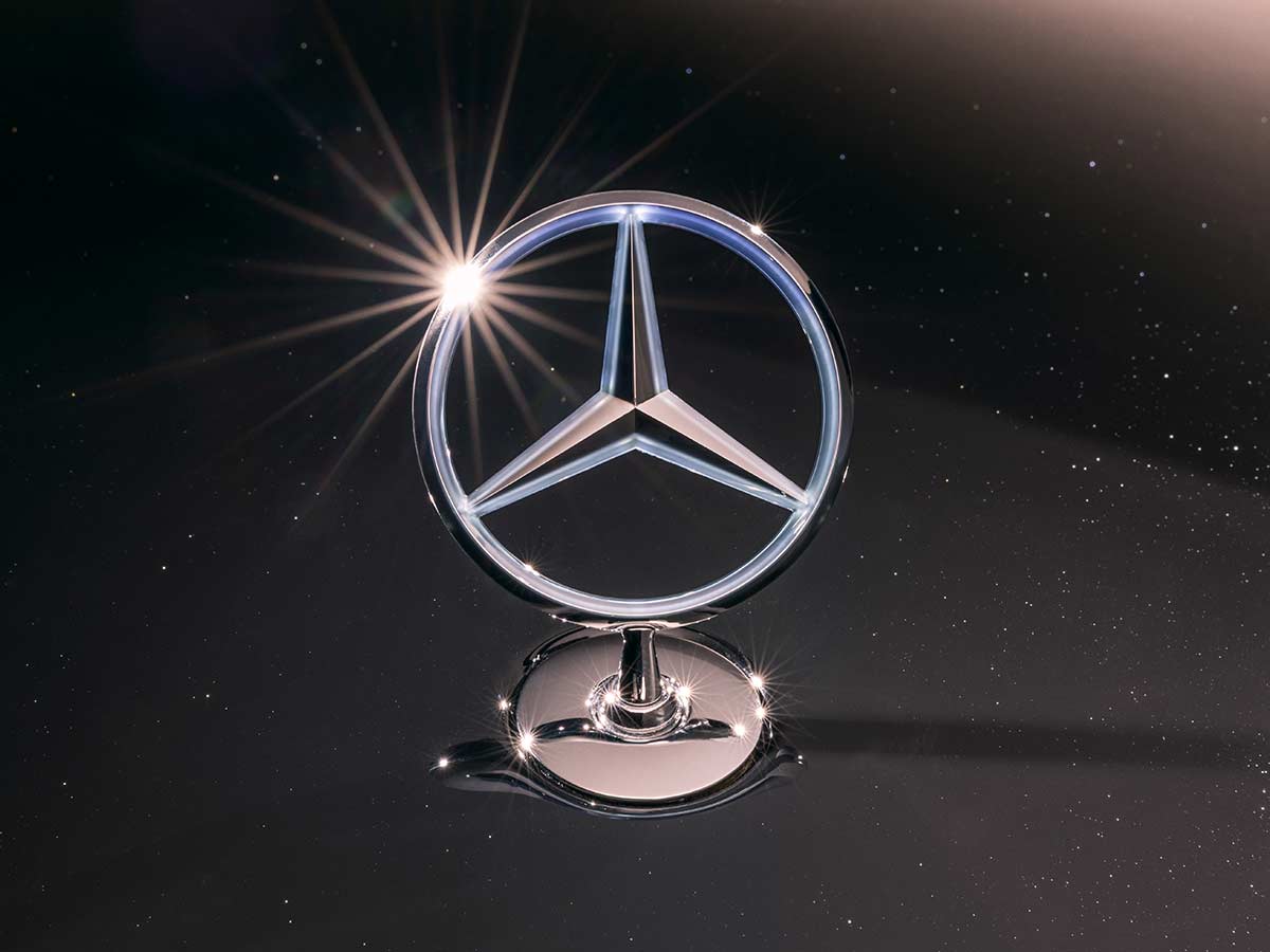 2026 Mercedes Benz S Class Hood Logo