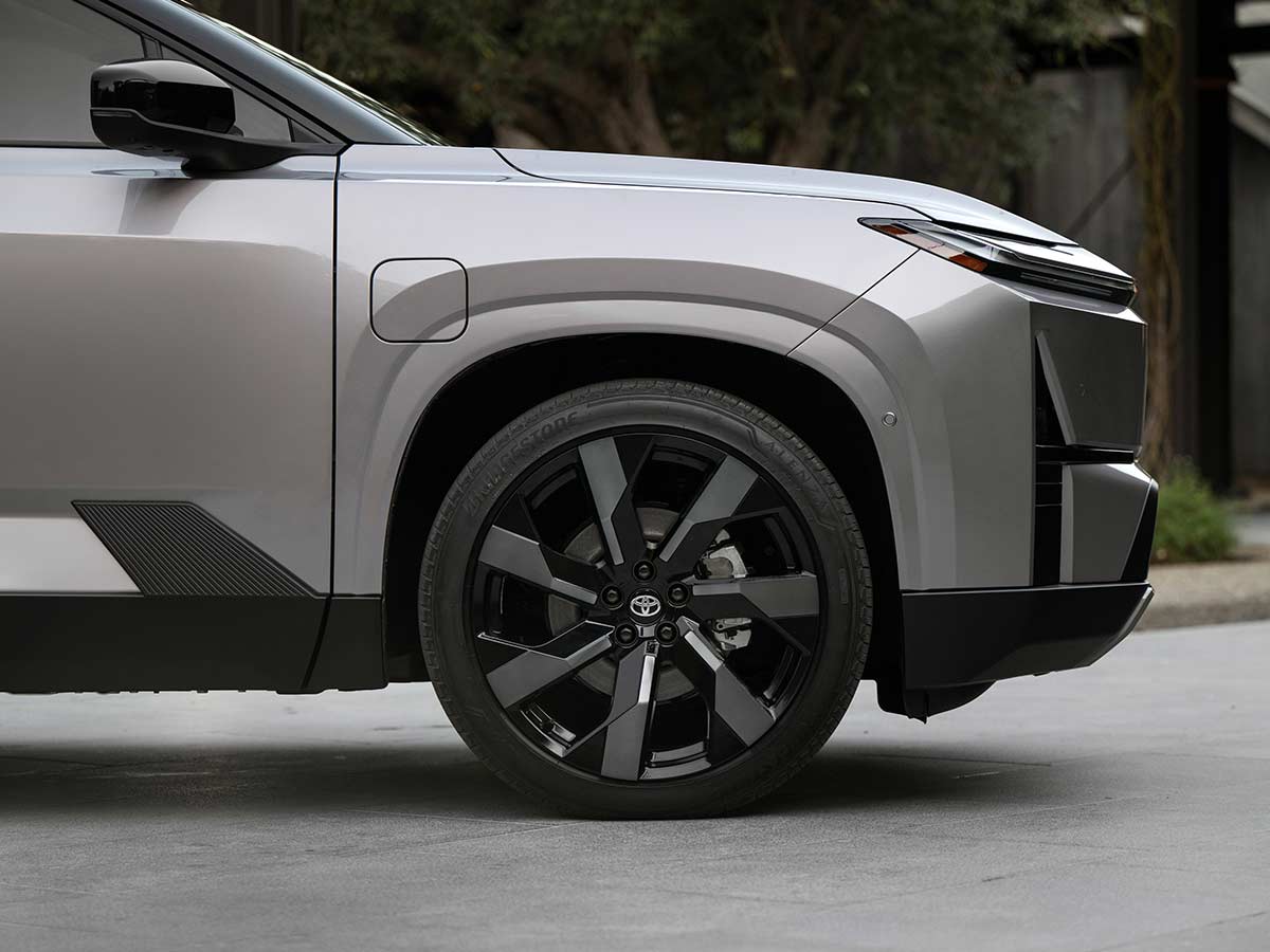 2027 Toyota Highlander Alloy Wheel