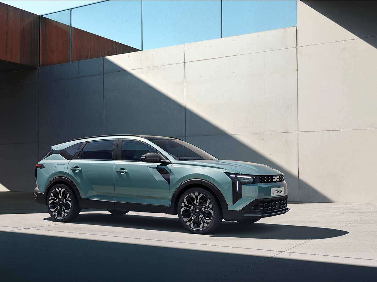 Dacia Striker Front Quarter
