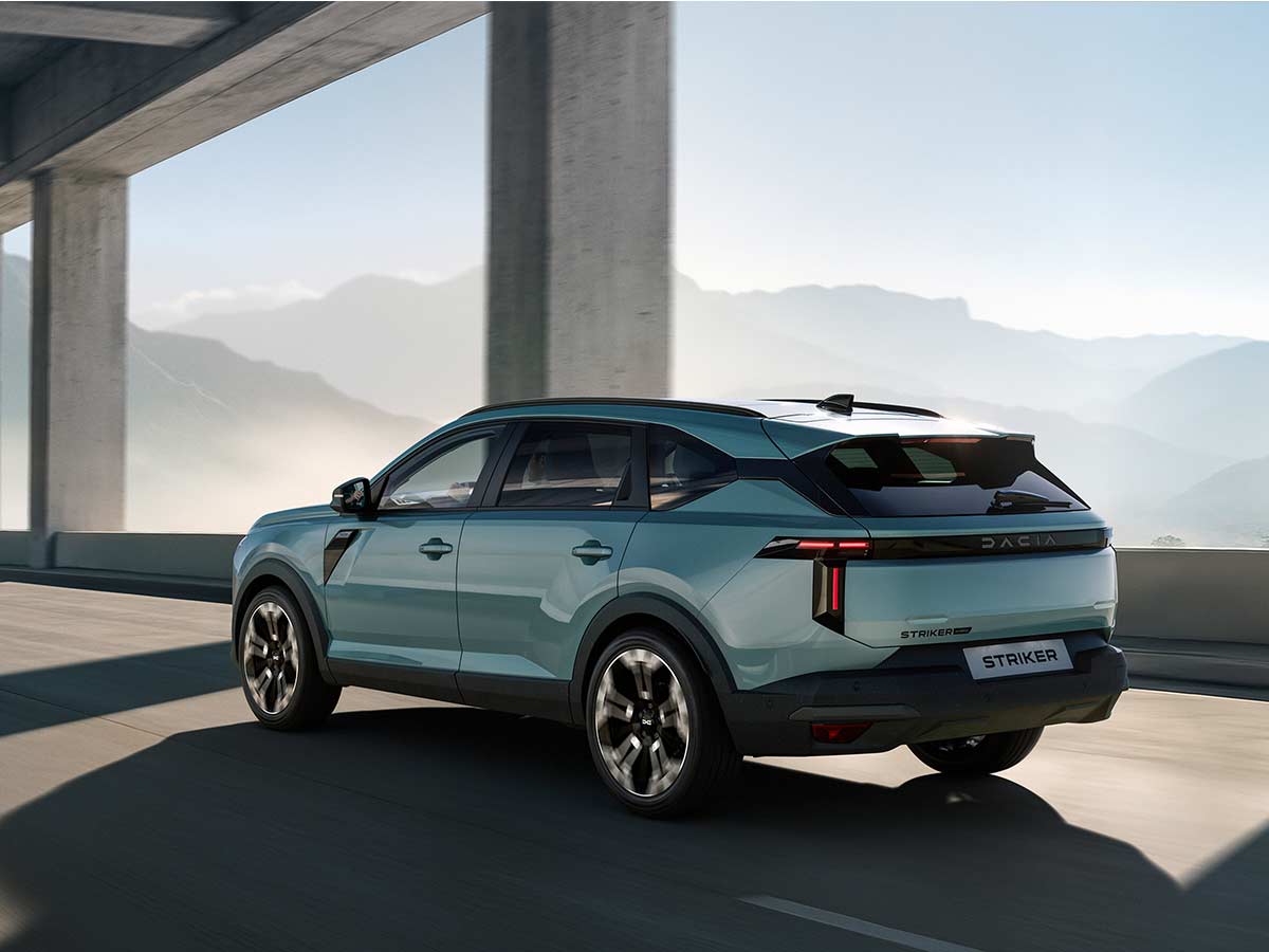 Dacia Striker Rear Quarter