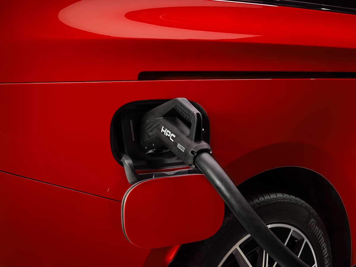 Mercedes Benz VLE Charging Port