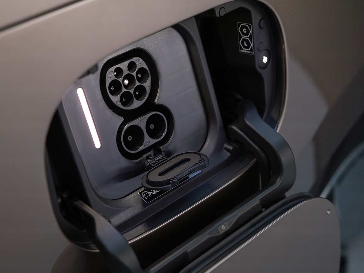 Mercedes Benz VLE Electric Charging Port