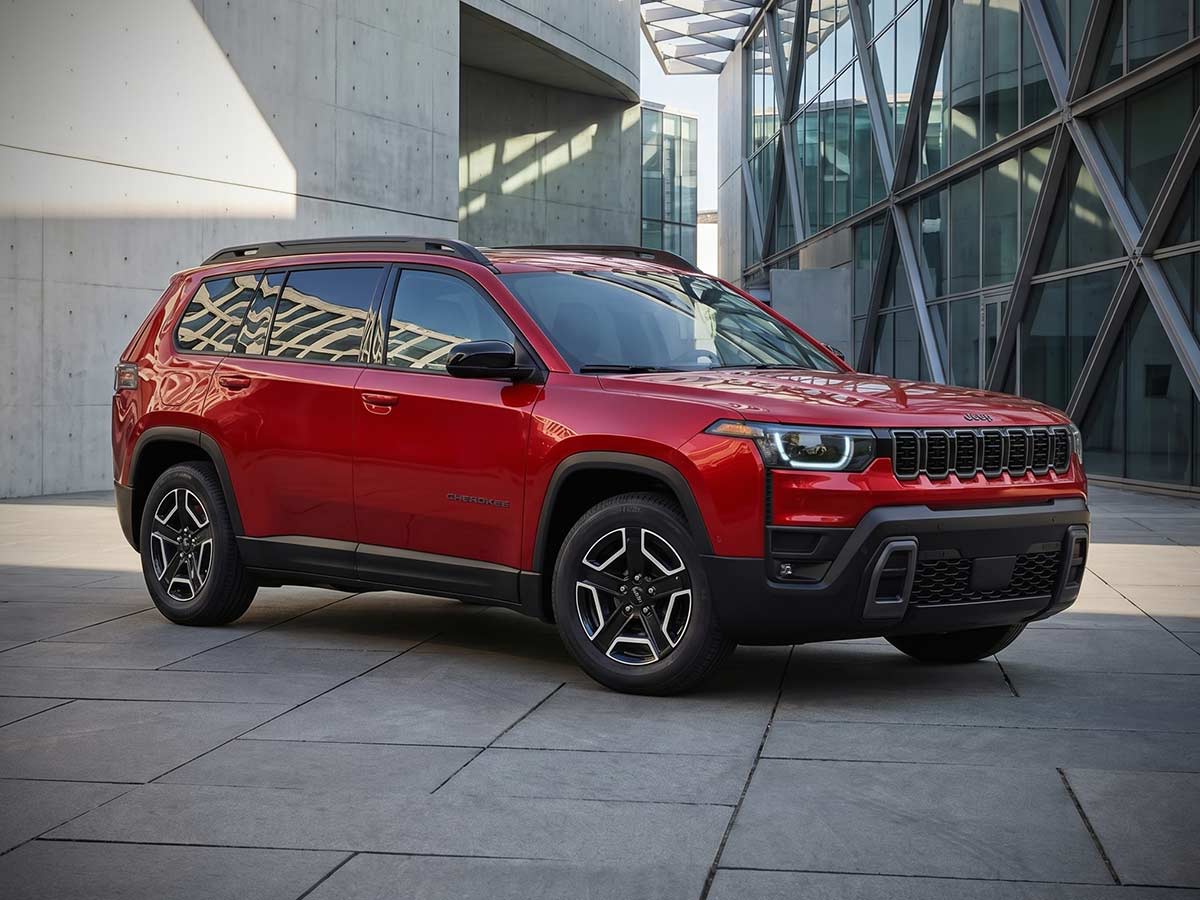 2026 Jeep Cherokee Limited Red Hot Pearl