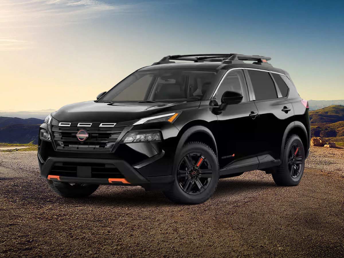 2026 Nissan Rogue Rock Creek Super Black Front Quarter