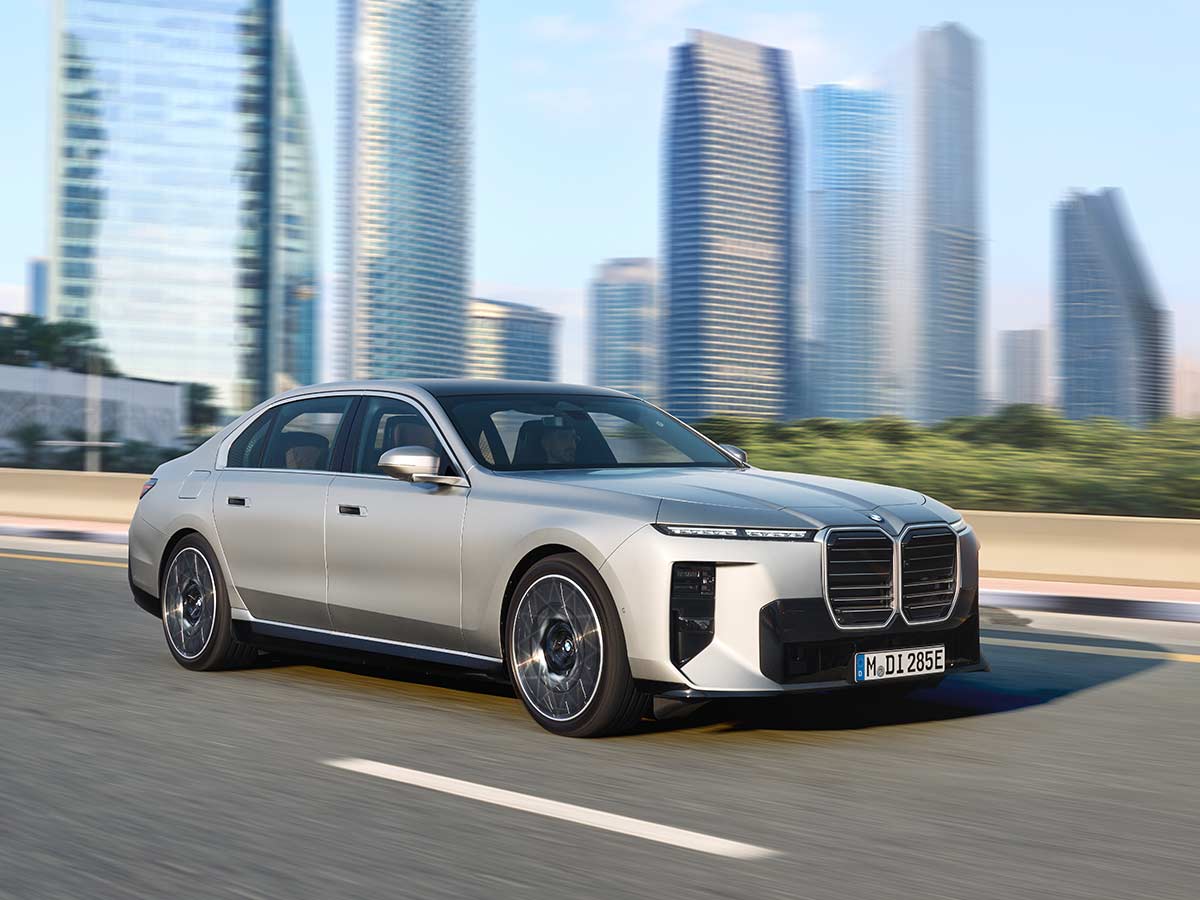 2027 BMW i7 60 xDrive Performance