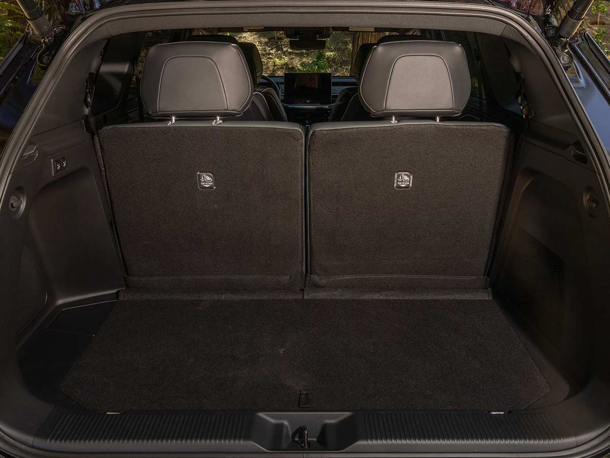 2027 Subaru Getaway Cargo Space