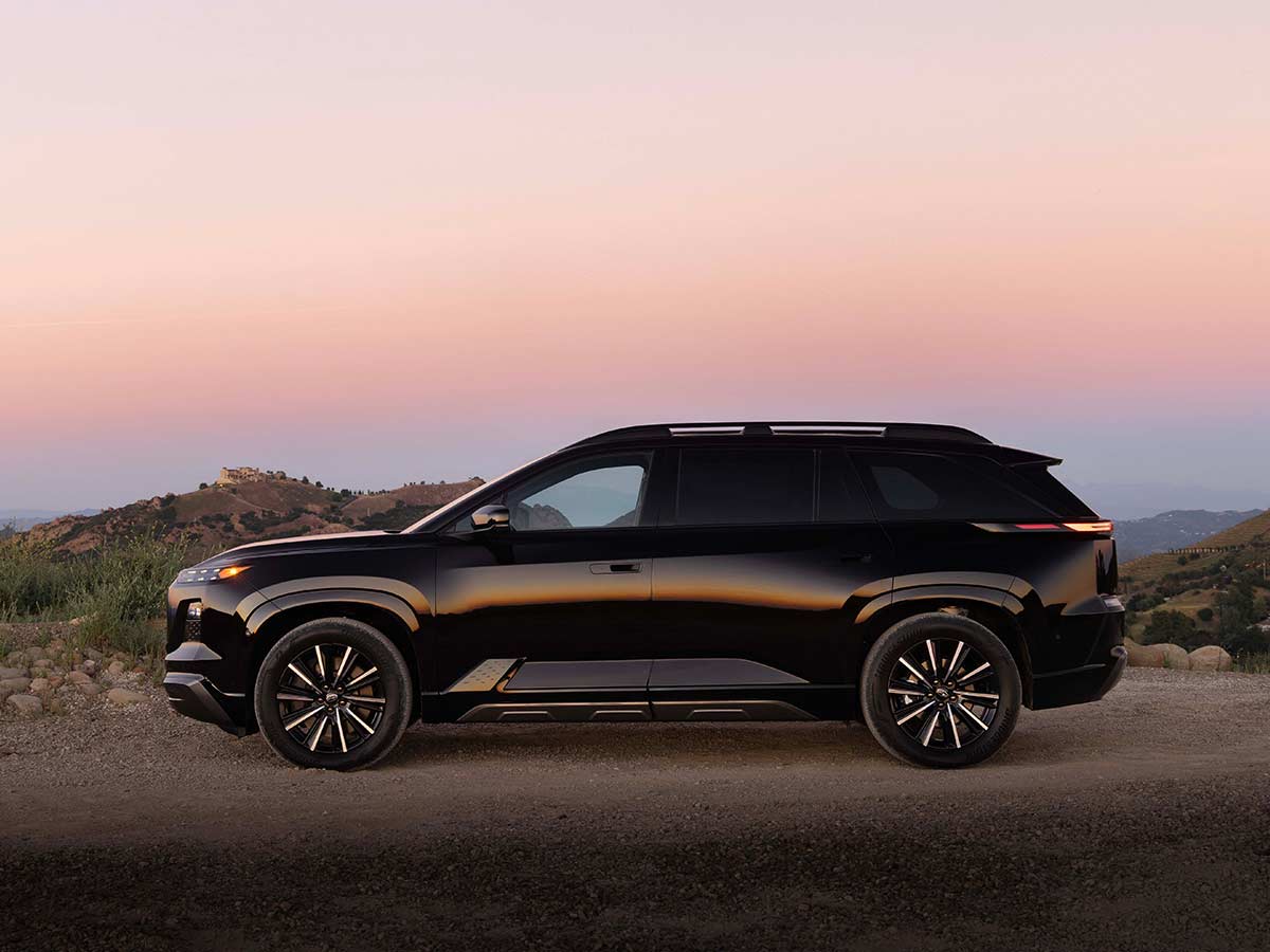 2027 Subaru Getaway Side