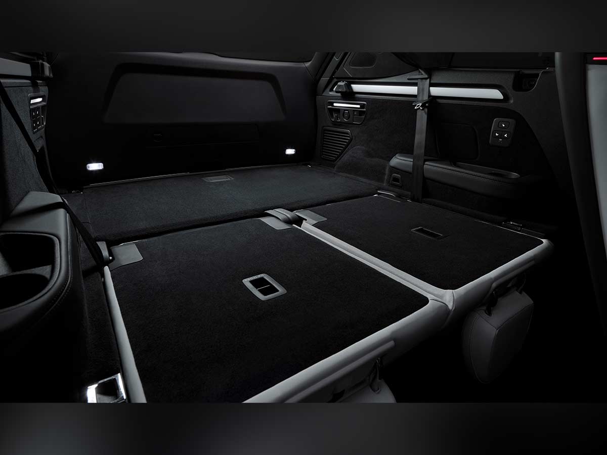 The Lounge on Wheels: Inside the New Audi Q9 and the Reinvention of Luxury SUVs 8 2026 Audi Q9 Interior Third Row Seats Folded