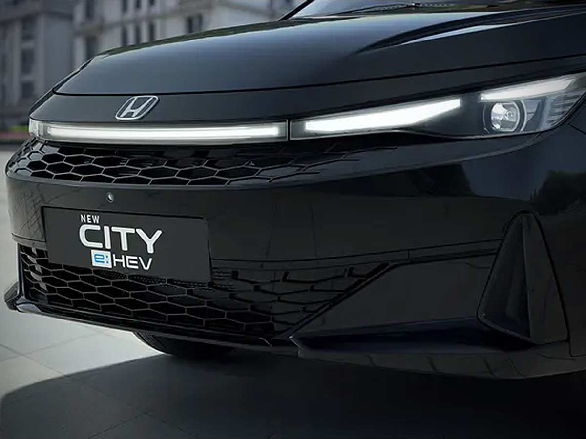 Why the 2026 Honda City Facelift Is the Ultimate Premium Sedan Comeback 15 2026 Honda City Front Design LED DRL