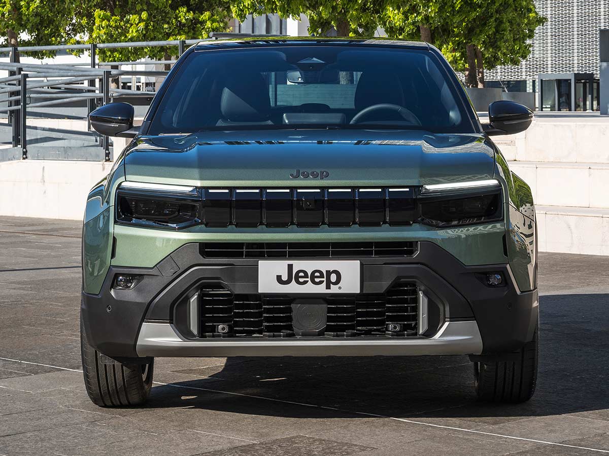 2026 Jeep Avenger BEV e Hybrid Front