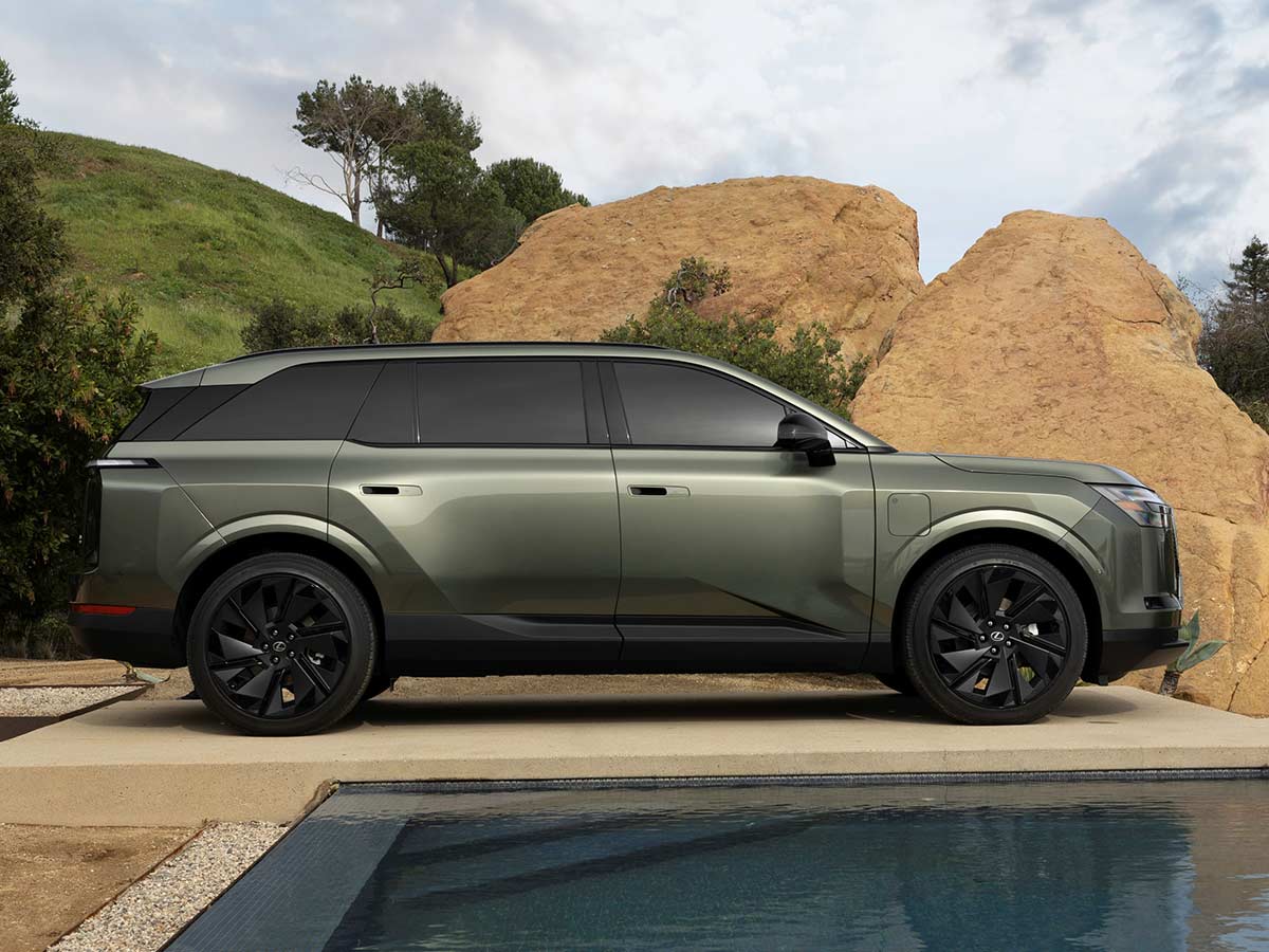 2027 Lexus TZ Electric Three Row SUV right side