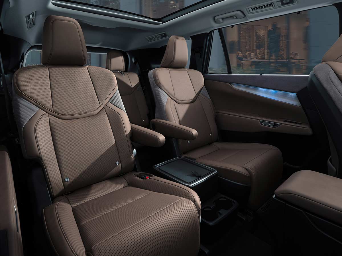 2027 Lexus TZ power ottomans captain seats