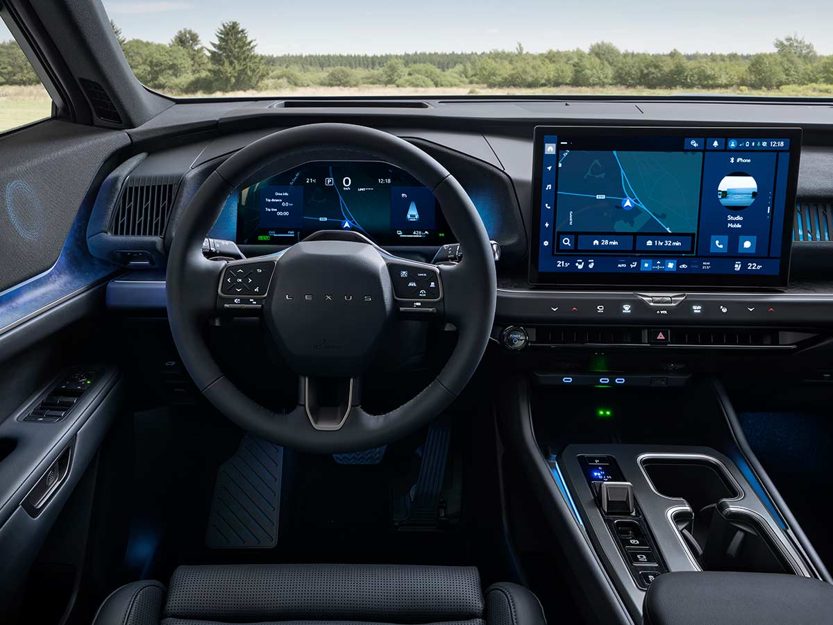 2027 Lexus TZ steering wheel