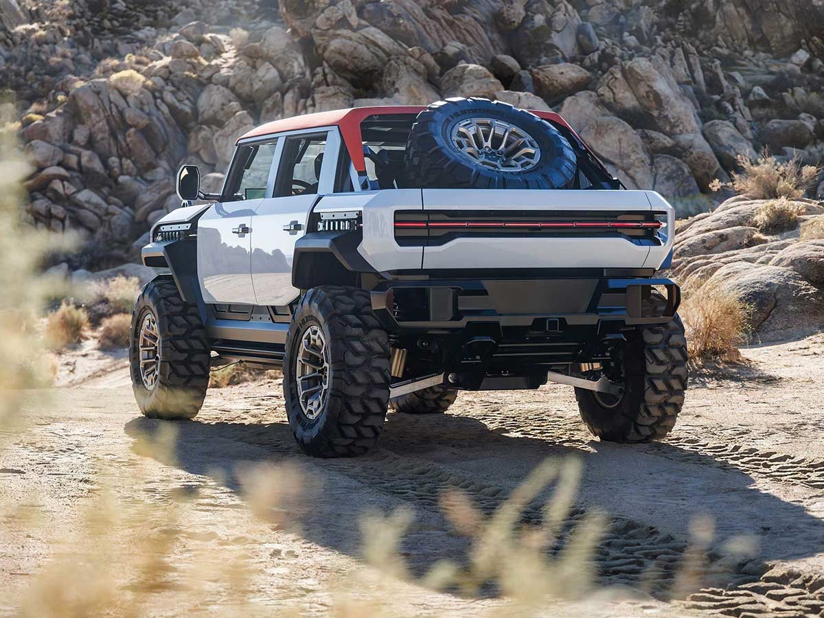 GMC Hummer X SUV Concept 2026 Rear Quarter