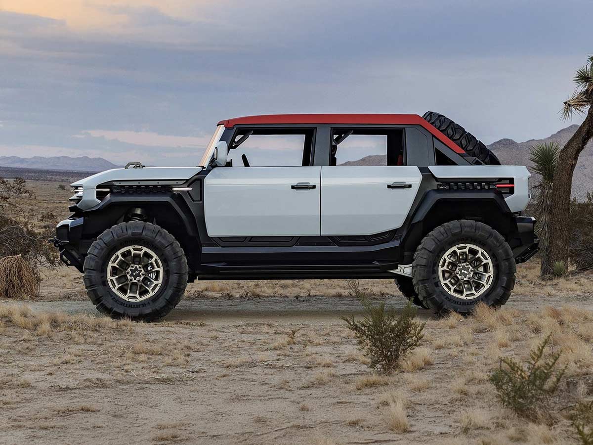 GMC Hummer X SUV Concept 2026 Side