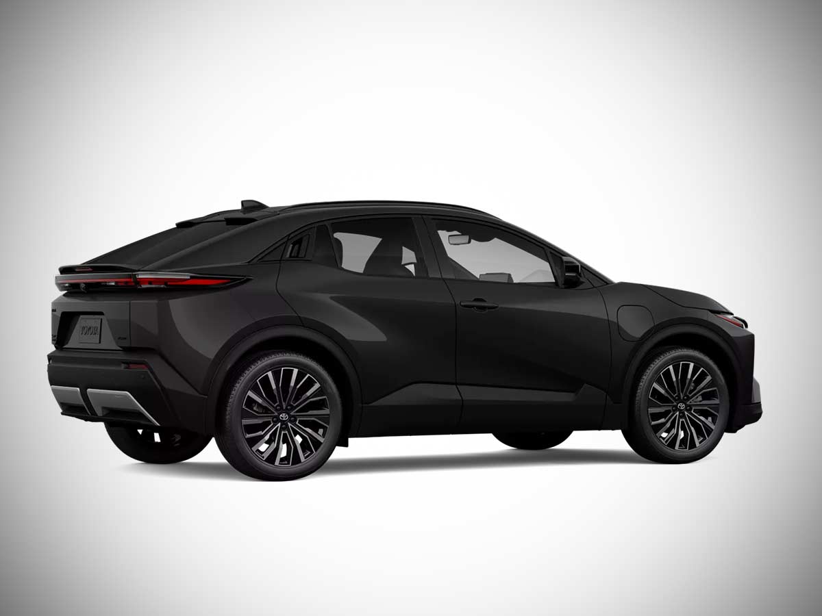 2026 Toyota C-HR XSE Color Options: Complete Guide to Every Exterior Paint Choice 6 2026 Toyota C HR XSE Midnight Black Metallic Rear