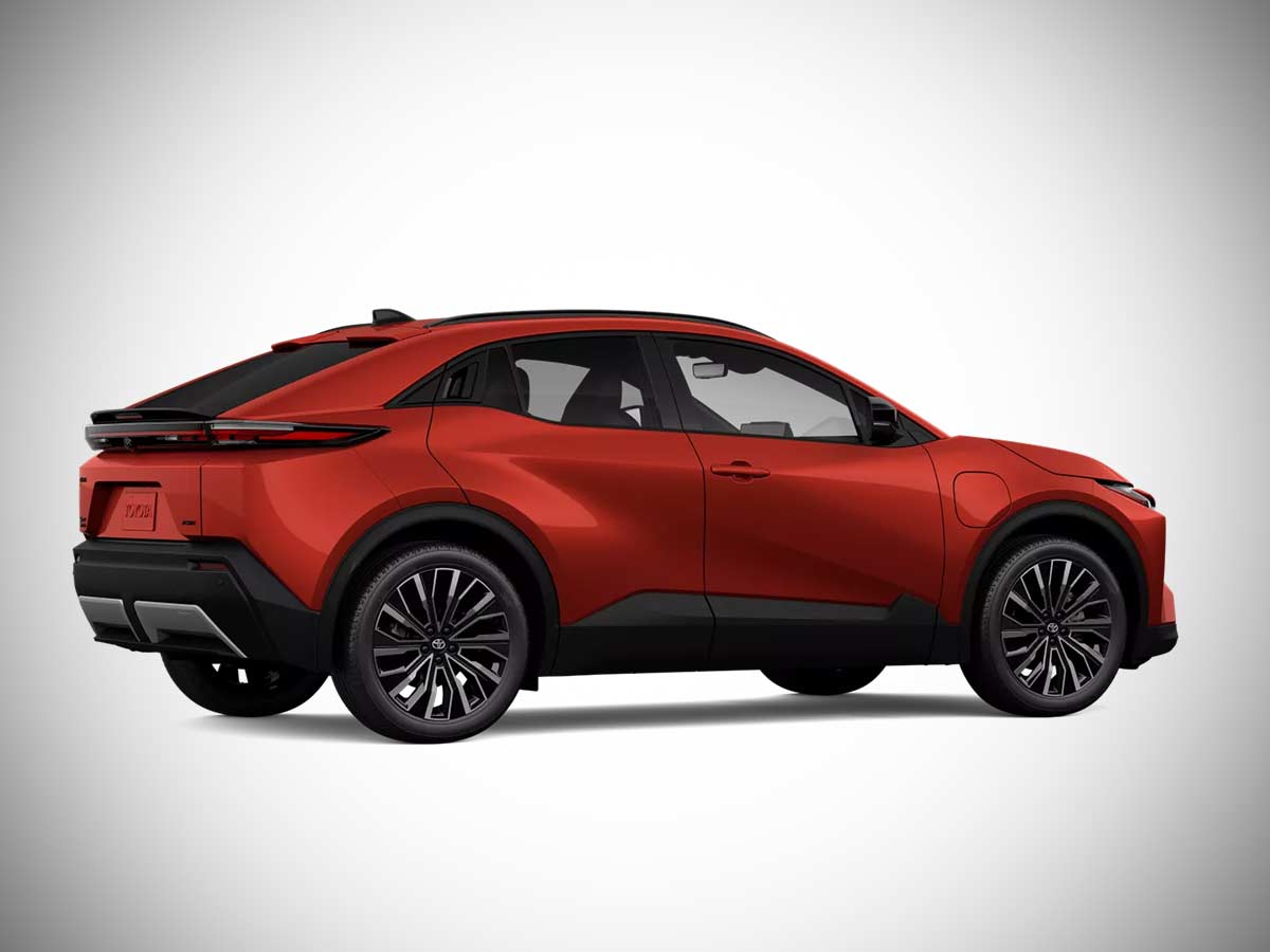 2026 Toyota C-HR XSE Color Options: Complete Guide to Every Exterior Paint Choice 8 2026 Toyota C HR XSE Tandoori Rear