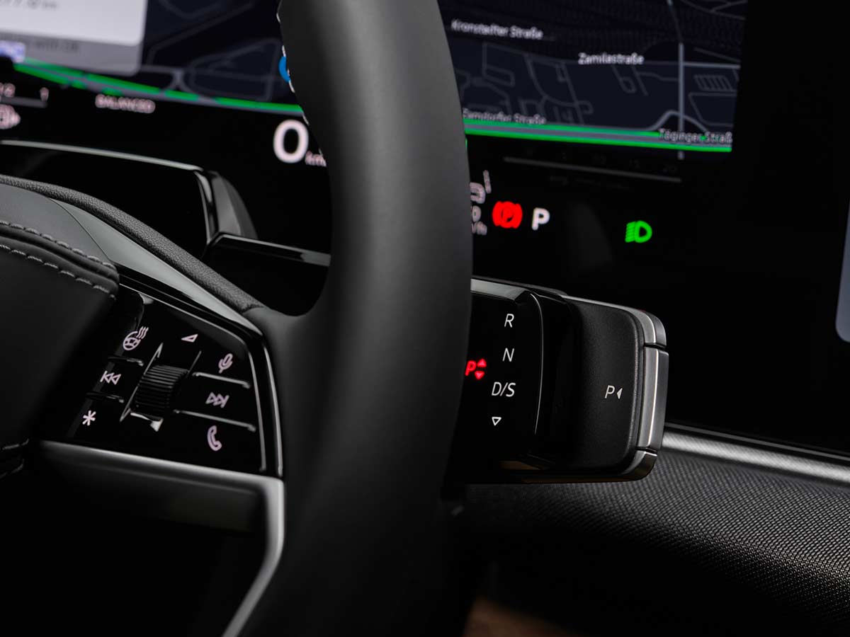 2027 Audi Q7: The Third-Generation Luxury SUV Redefines Premium Family Motoring 27 2027 Audi Q7 Gear Selector