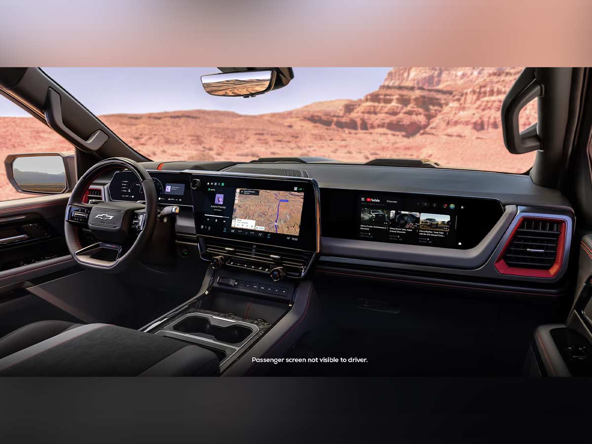 2027 Chevrolet Silverado 1500 ZR2 Interior