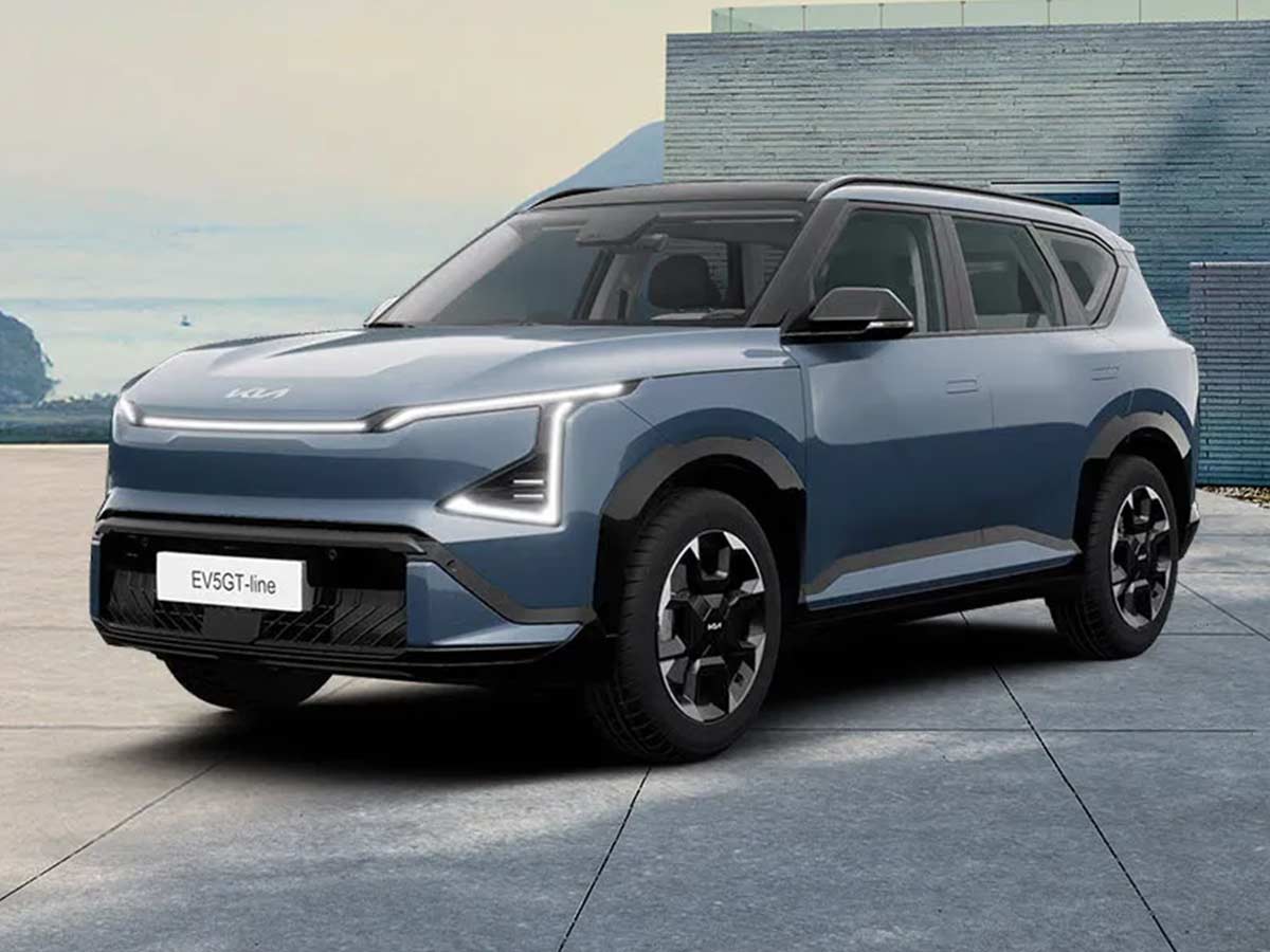 2027 Kia EV5 Color Options: Which Paint Finish Best Matches Kia's Bold Electric SUV? 2 2027 Kia EV5 GT Line Frost Blue