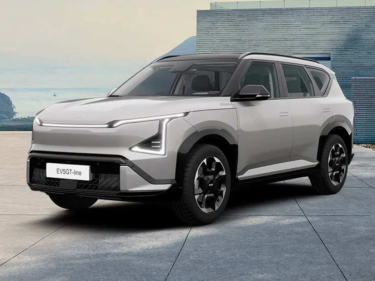 2027 Kia EV5 Color Options: Which Paint Finish Best Matches Kia's Bold Electric SUV? 6 2027 Kia EV5 GT Line Ivory Silver