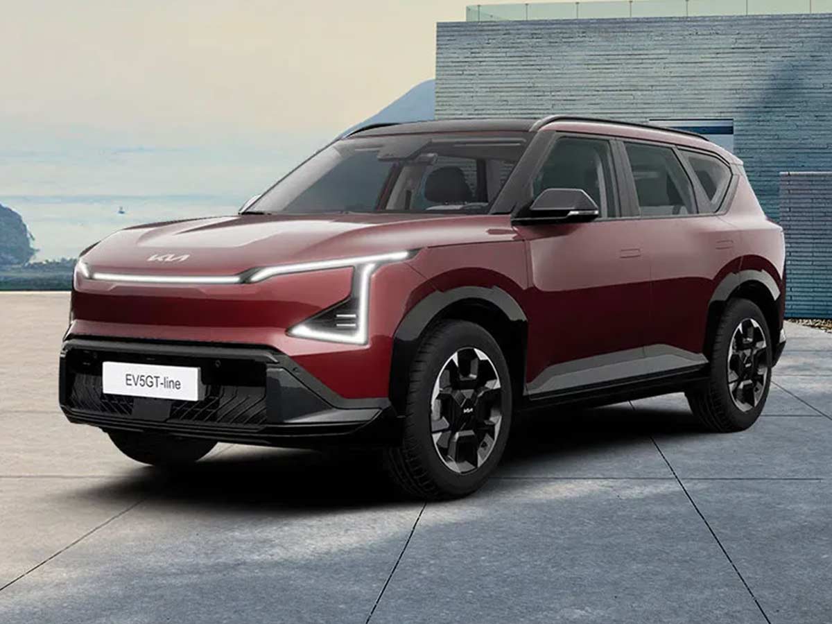 2027 Kia EV5 Color Options: Which Paint Finish Best Matches Kia's Bold Electric SUV? 7 2027 Kia EV5 GT Line Magma Red