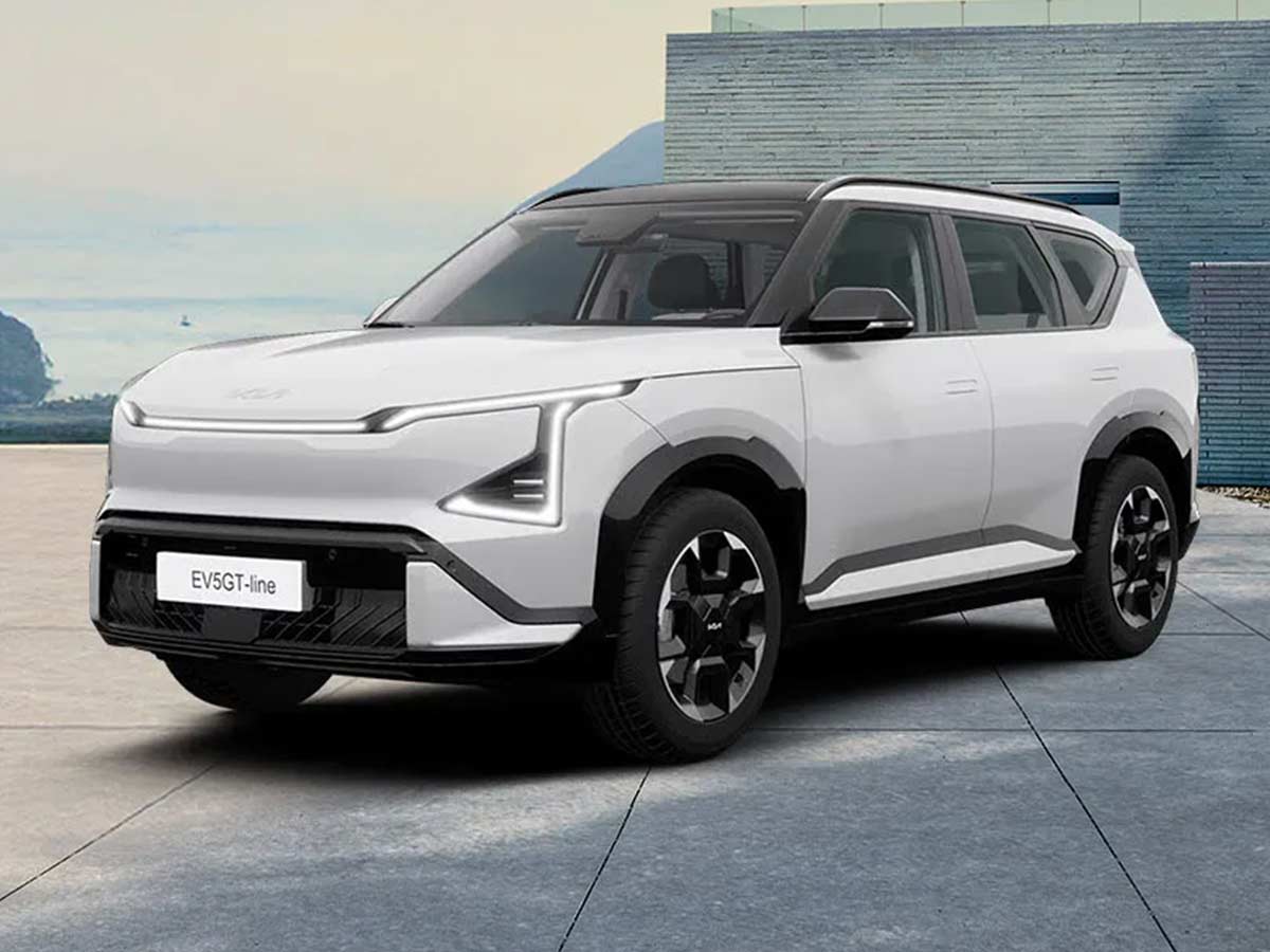 2027 Kia EV5 Color Options: Which Paint Finish Best Matches Kia's Bold Electric SUV? 8 2027 Kia EV5 GT Line Snow White Pearl