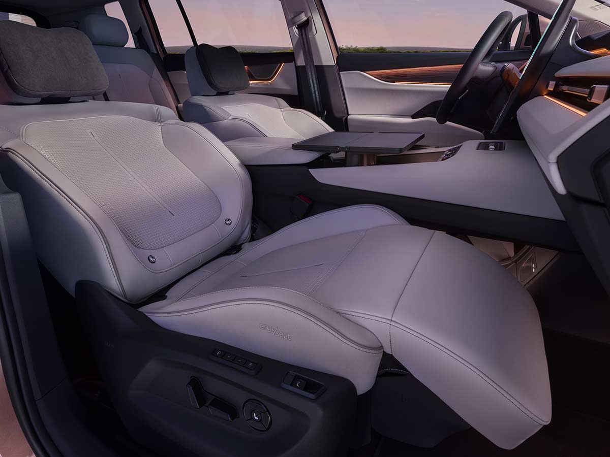 2027 Skoda Peaq Recliner Front Seats