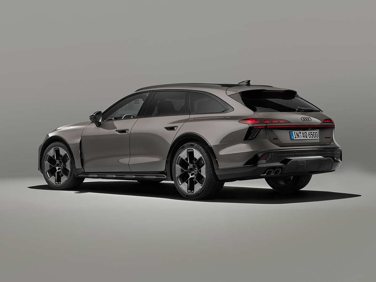 2026 Audi A6 allroad: The Luxury Adventure Wagon Evolves for a New Era 2 New 2026 Audi A6 Allroad Station Wagon Rear Quarter