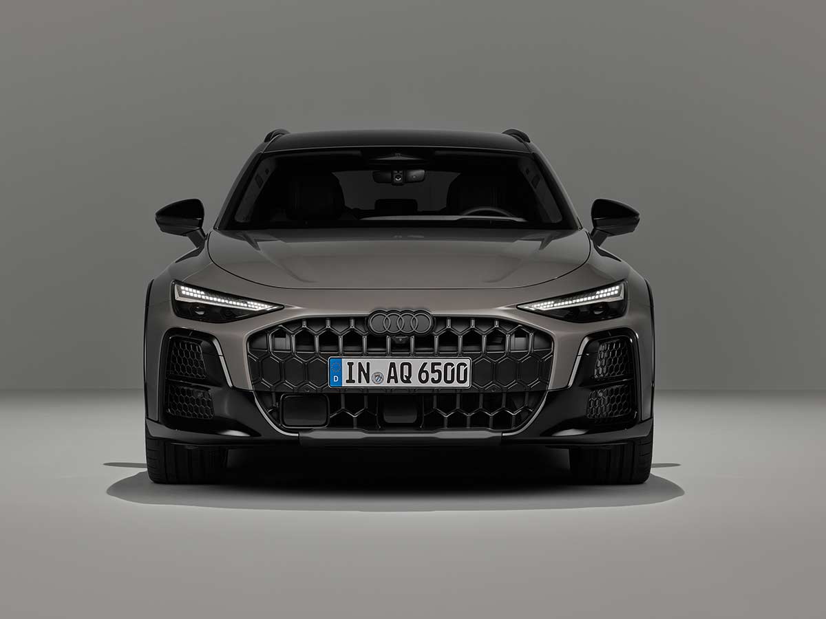 2026 Audi A6 allroad: The Luxury Adventure Wagon Evolves for a New Era 4 New 2026 Audi A6 Allroad Wagon Front