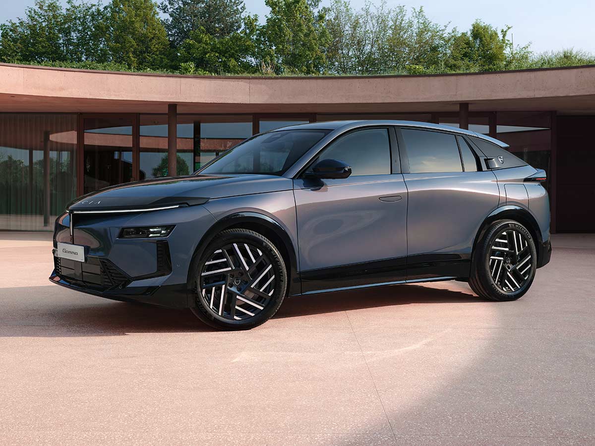 New 2026 Lancia Gamma Front Quarter