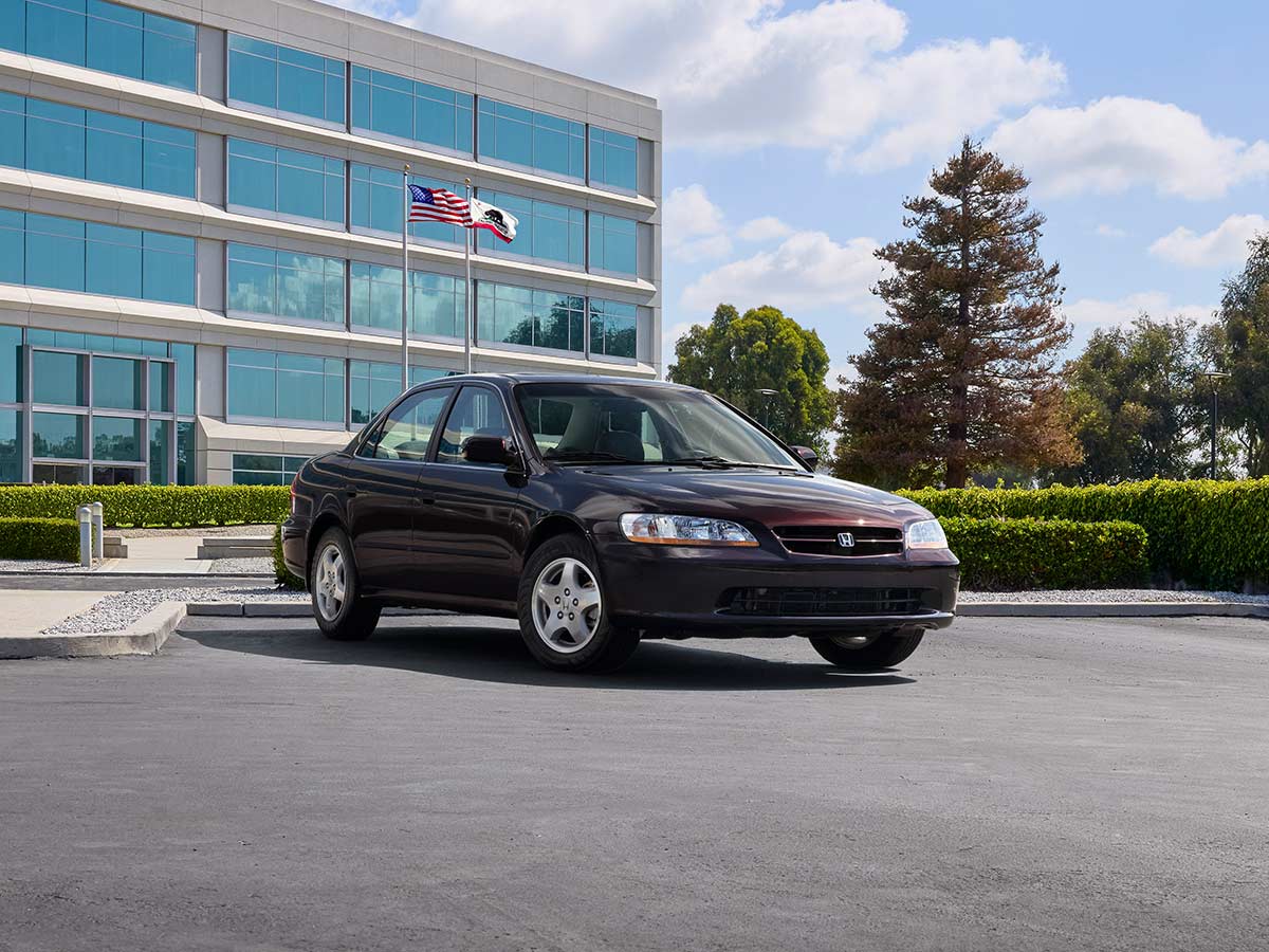 Honda Accord Turns 50: How America's Best-Selling Car Built an Unmatched Legacy of Value, Performance and Reliability 7 1998 Honda Accord 6th Gen