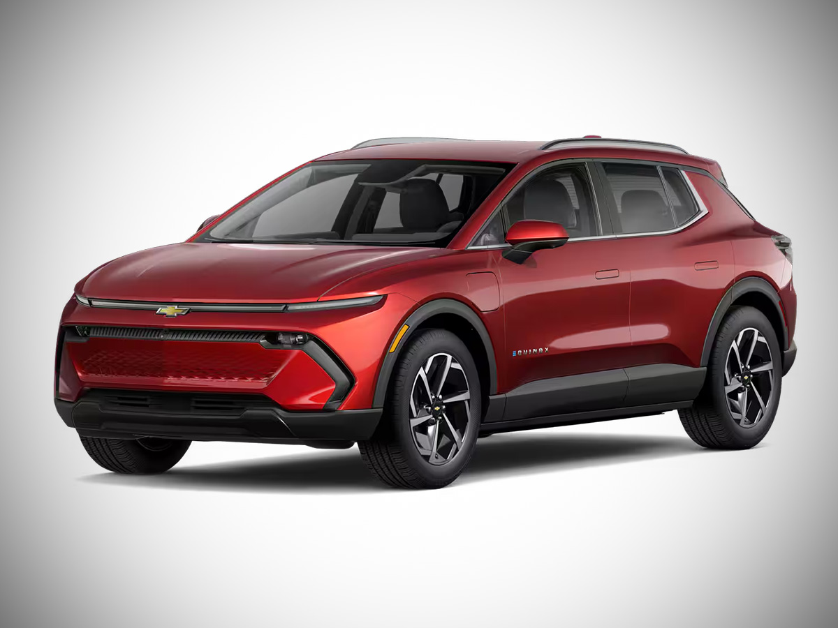 2026 Chevrolet Equinox EV LT2 Color Options: Complete Guide to Every Exterior Paint Choice 2 2026 Chevrolet Equinox EV LT2 Radiant Red