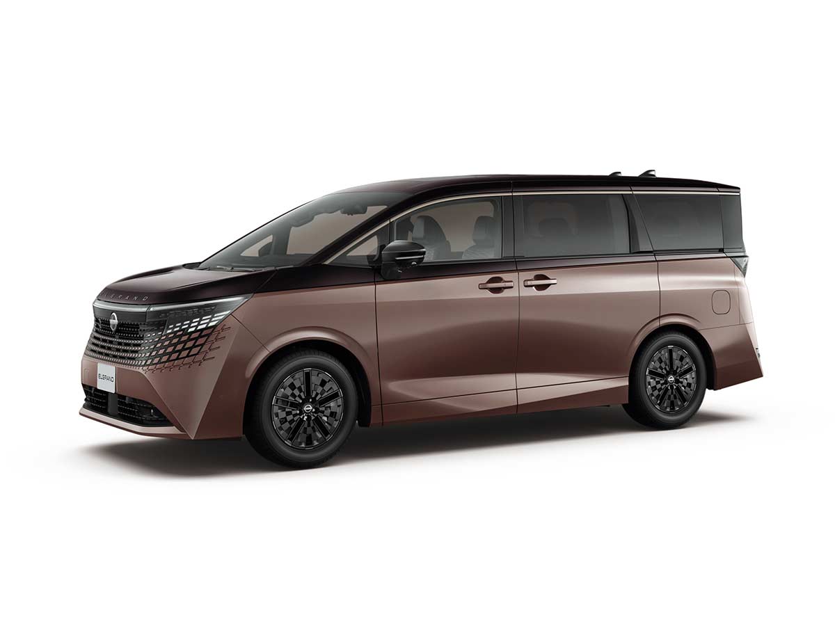 Nissan Elgrand Returns: How Nissan Reinvented Japan's Original Luxury Minivan for the Electric Era 8 2026 Nissan Elgrand MPV Fuji Dawn