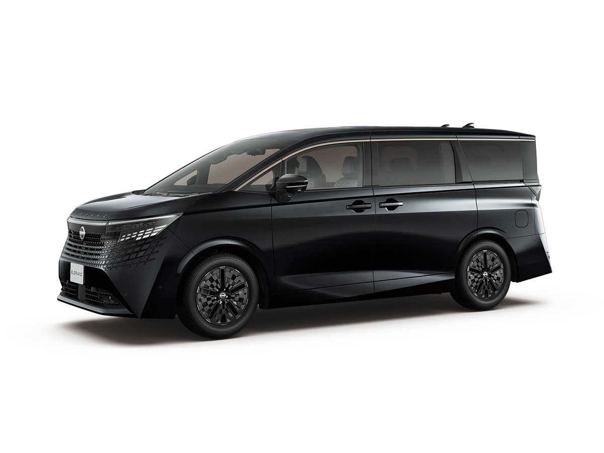 Nissan Elgrand Returns: How Nissan Reinvented Japan's Original Luxury Minivan for the Electric Era 7 2026 Nissan Elgrand MPV Midnight Black