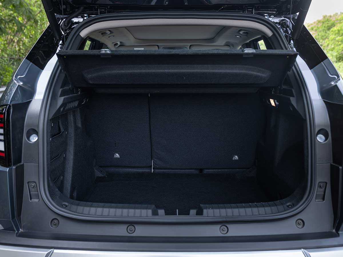 Nissan Tekton: Everything You Need to Know About Nissan's Premium SUV 6 2026 Nissan Tekton Boot Space