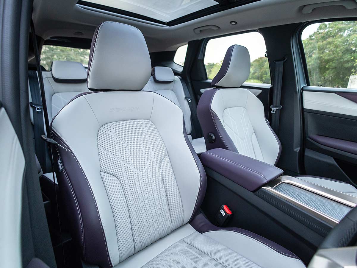 Nissan Tekton: Everything You Need to Know About Nissan's Premium SUV 27 2026 Nissan Tekton Front Seats