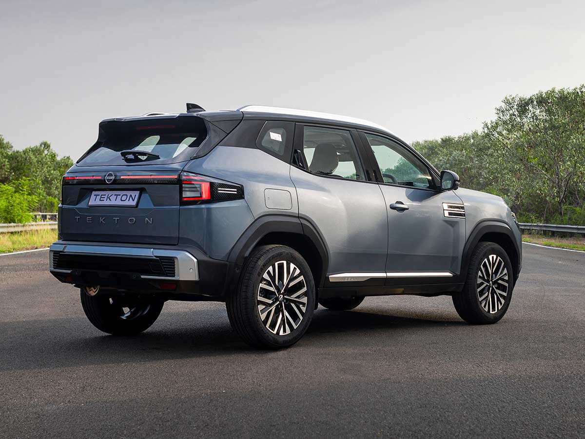 Nissan Tekton: Everything You Need to Know About Nissan's Premium SUV 4 2026 Nissan Tekton Rear Quarter